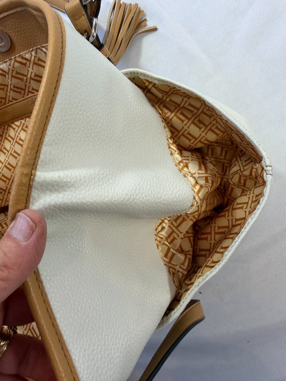 Tignanello Genuine Leather French Shopper Tote W/ Tassle, Colorblock, Like New! - Picture 11 of 16